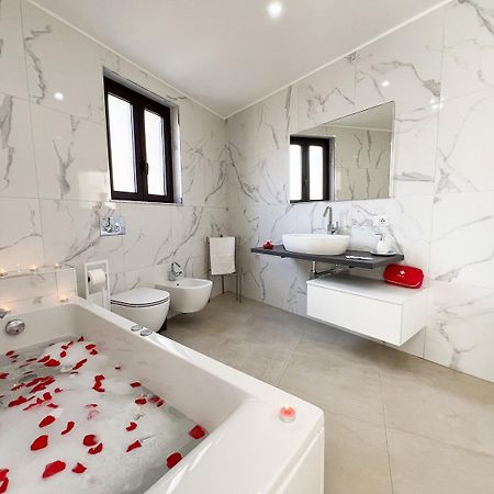 Martiry Suite Apartment 卡塔尼亚 外观 照片